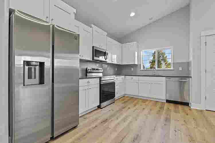 1 BR in Hillsboro