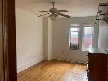 2 rooms avail, near Gtown GW & SAIS