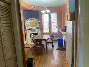 2 rooms avail, near Gtown GW & SAIS