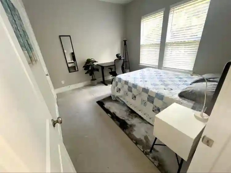 Furnished Room - all expenses paid