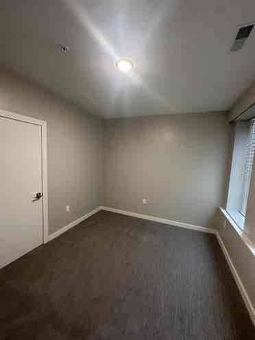 Private Bedroom For Rent!