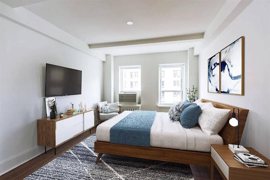 ✨SpaciousRoom Available in Midtown✨
