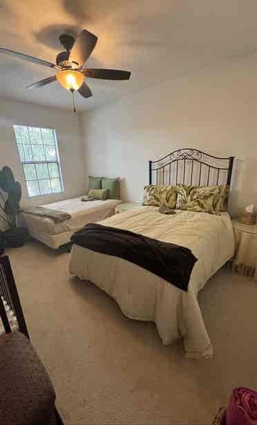 Private Bed & Bath Suite