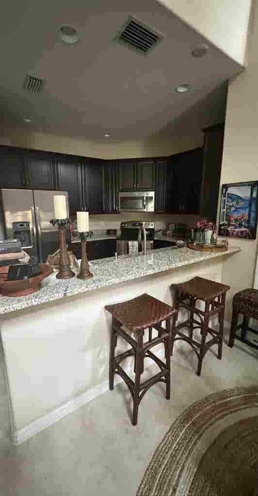 Private Bed & Bath Suite