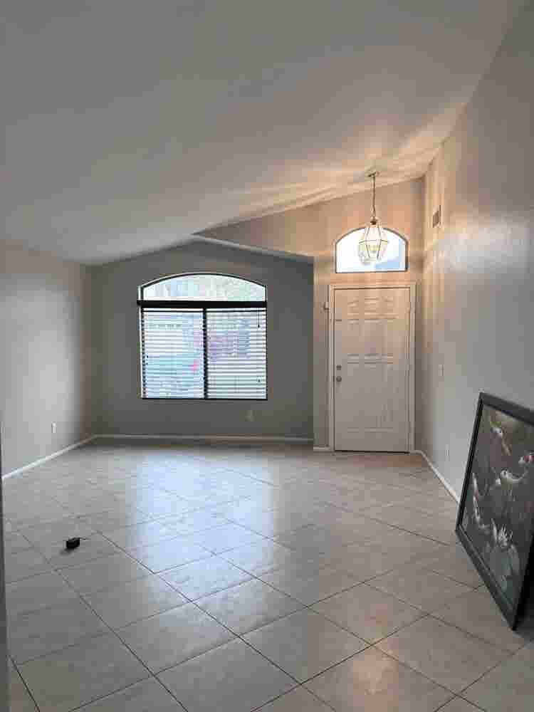 Private room with shared bathroom