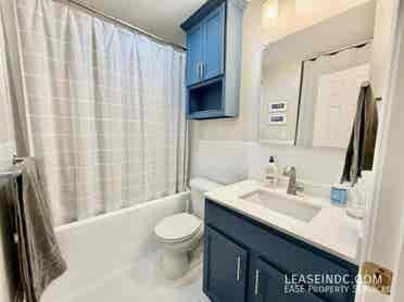 Cozy Furnished Room in Capitol Hill