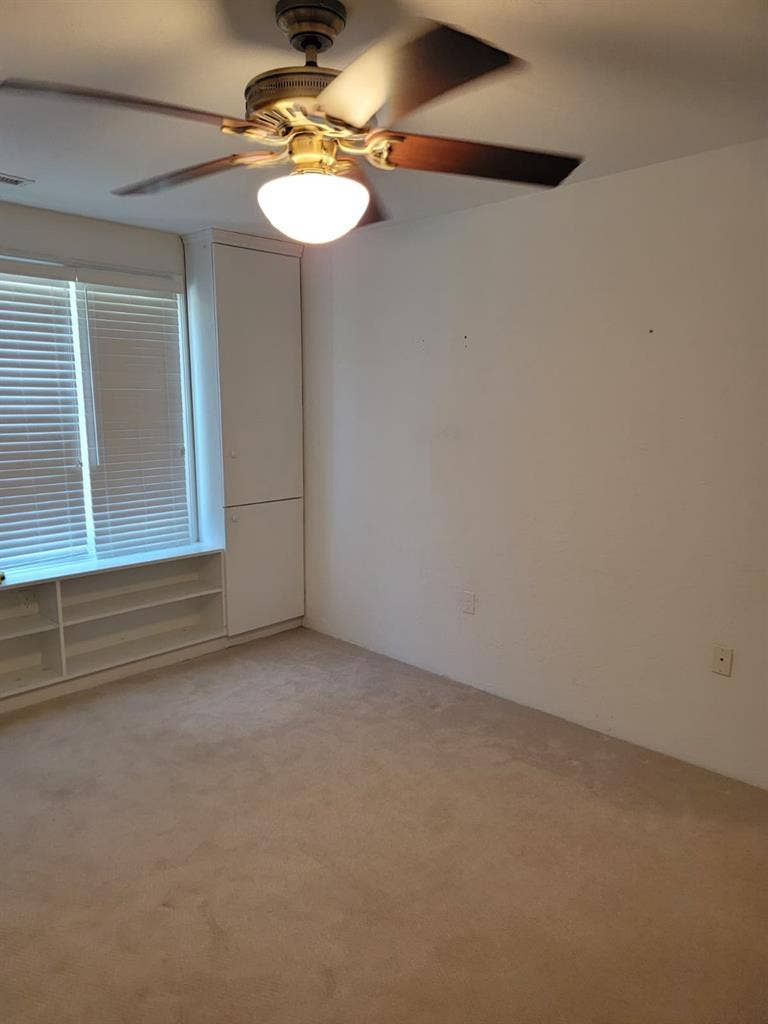 Quiet townhome,