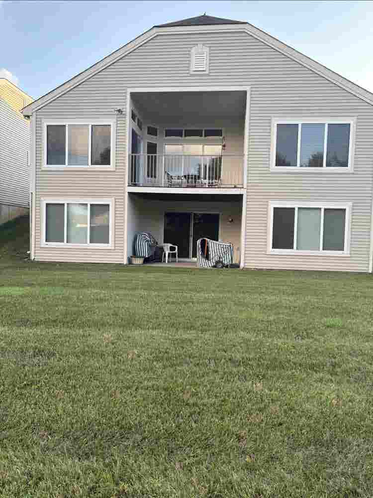 Furnished lower levell