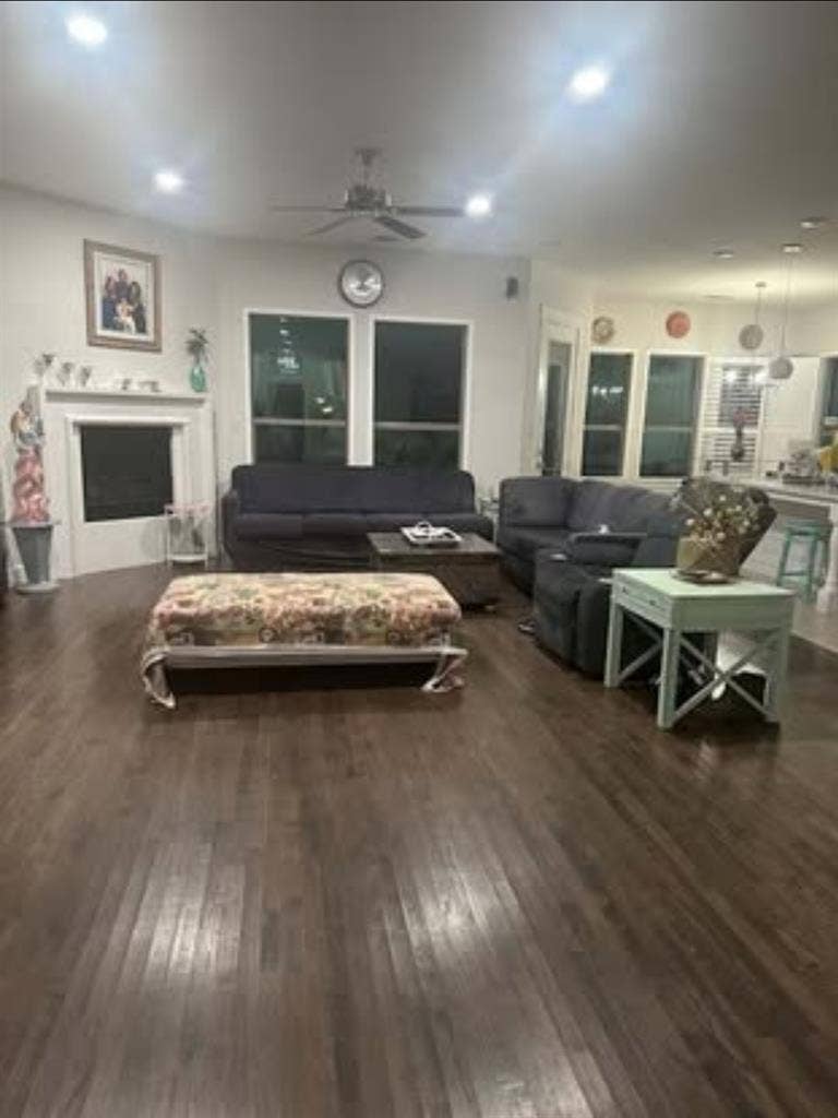 Female only house in Frisco