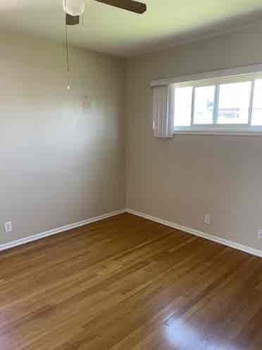 Bath Home in La Mirada