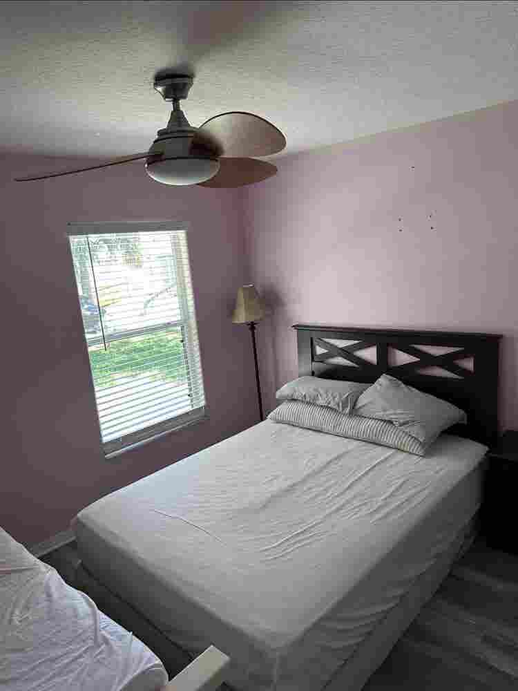 Room for rent