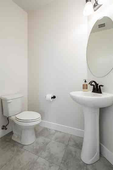 New place | Male Room | Great spot