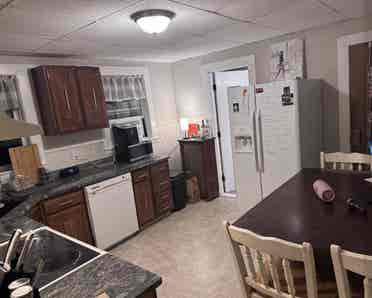 Private room near Teele Sq!