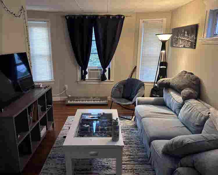 Private room near Teele Sq!