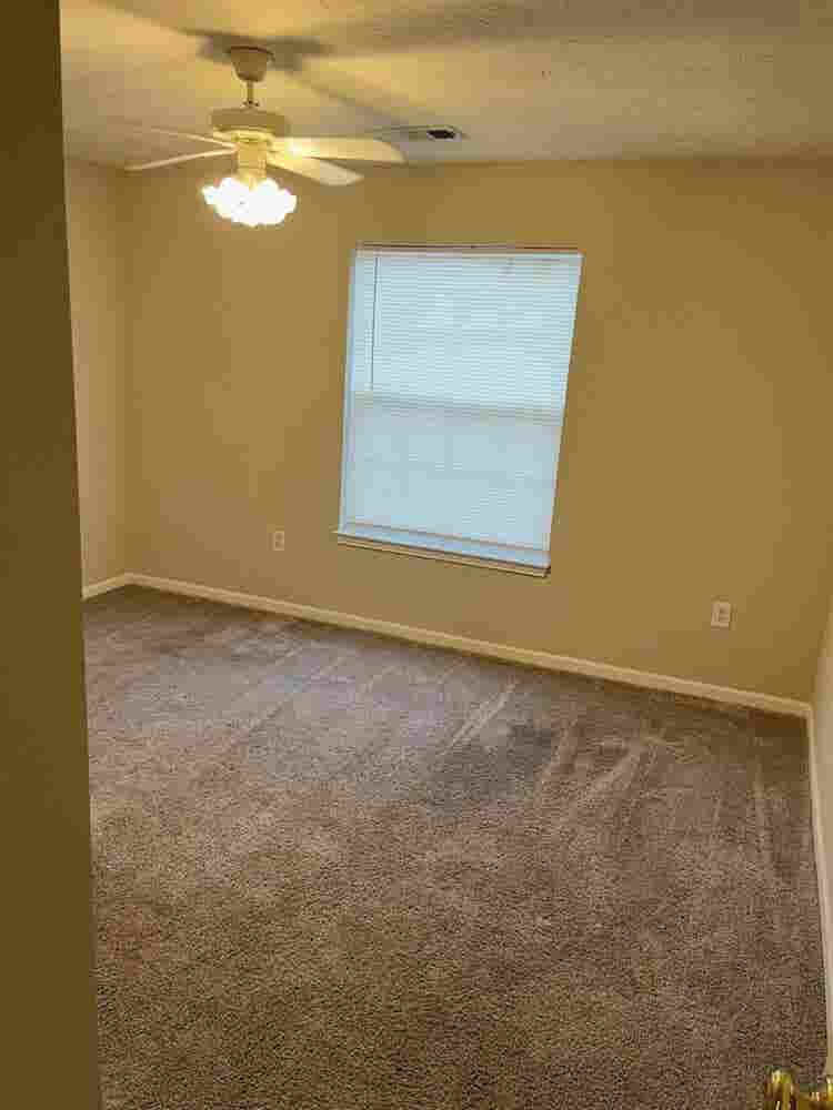 Looking roommate for my apartment!