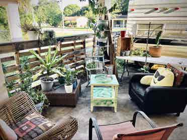 Room For Rent at Yogi Art/House