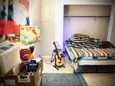 Room For Rent at Yogi Art/House