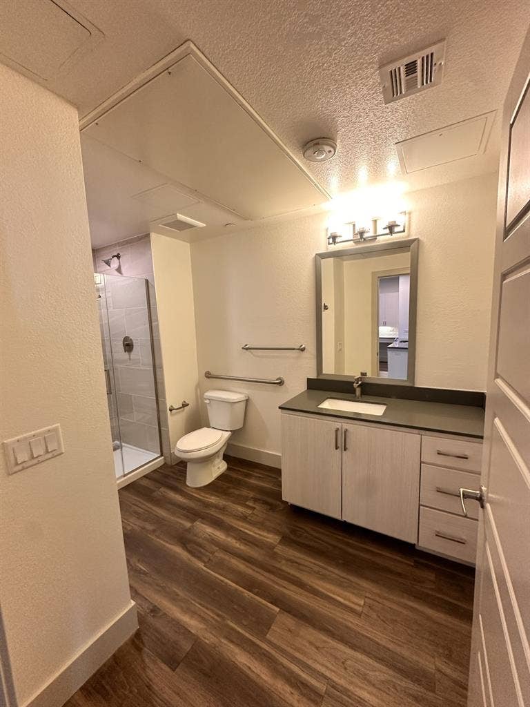 Private room and bedroom