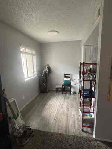 1 bth with good kitchen balcony