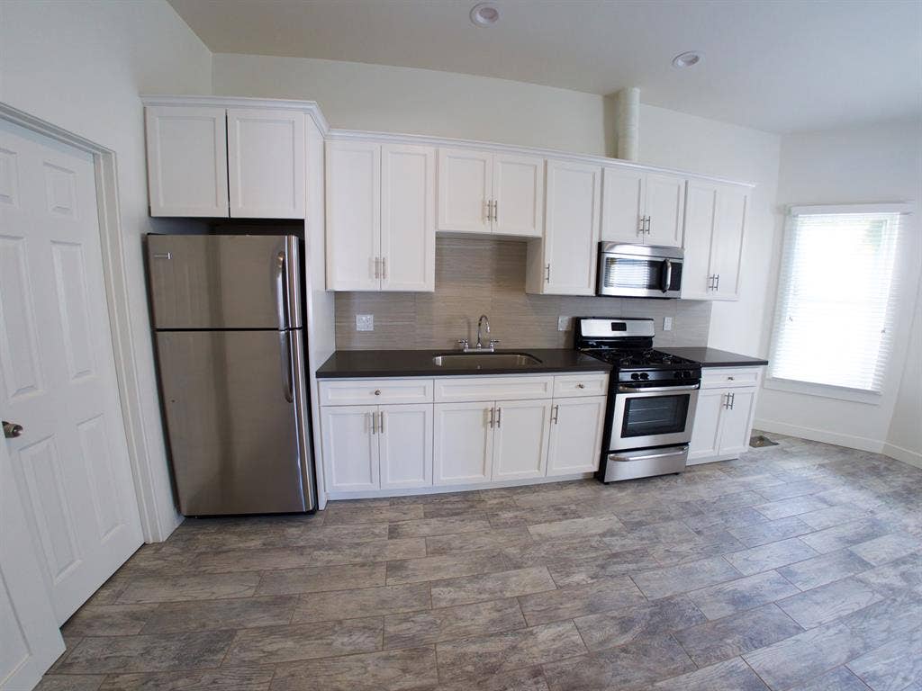 Newly renovated studio apartment!
