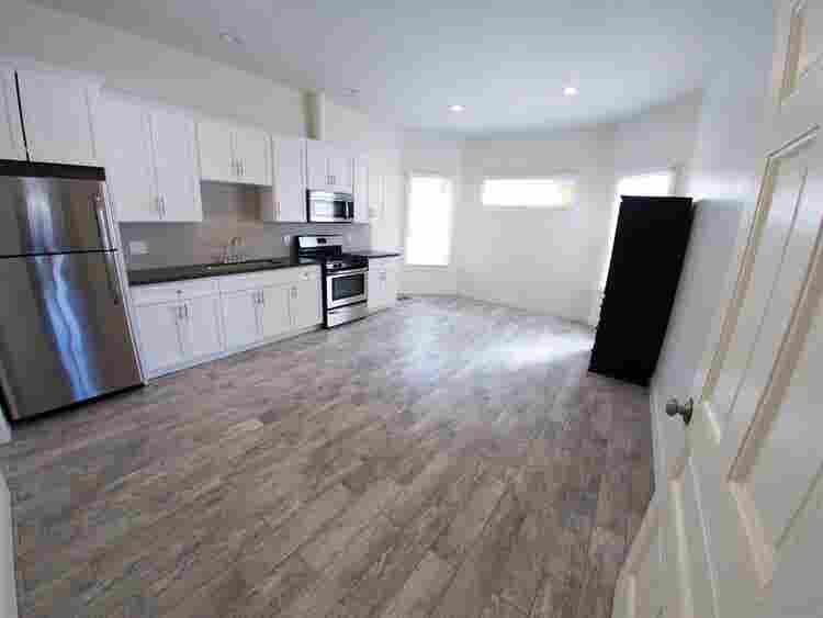 Newly renovated studio apartment!