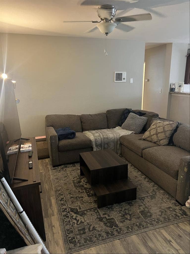 MASTER BEDROOM FOR RENT NORTH PARK