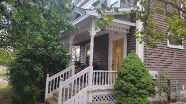 ROOM FOR RENT IN FRANKLIN MA