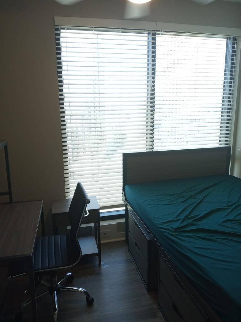 LEASE TAKEOVER - Student housing