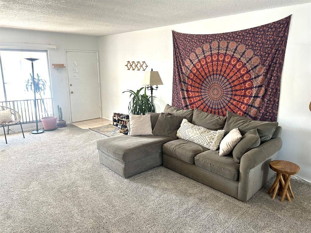Great Deal: One bed, shared bath
