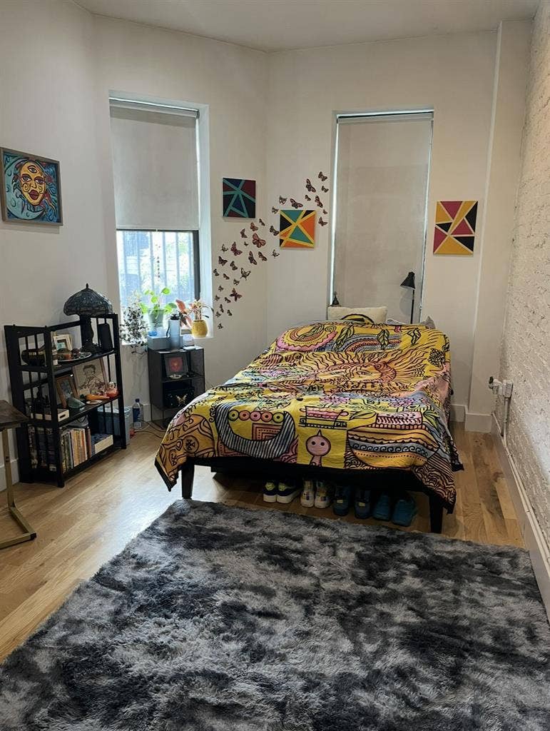 Furnished in Crown Heights Bk