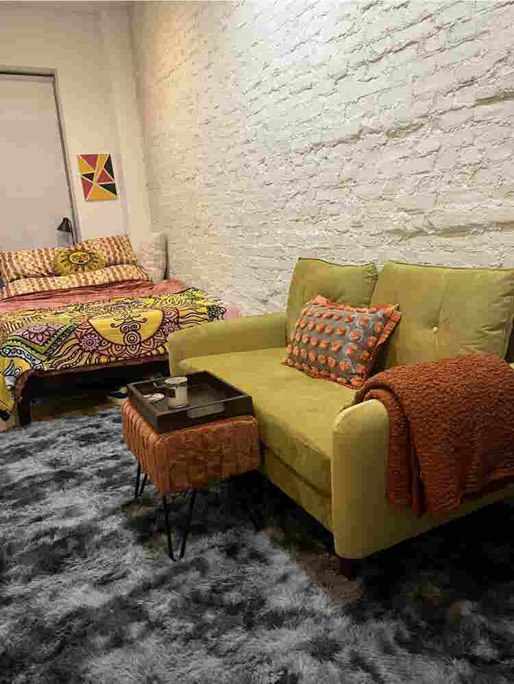 Furnished in Crown Heights Bk