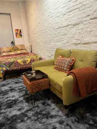 Furnished in Crown Heights Bk