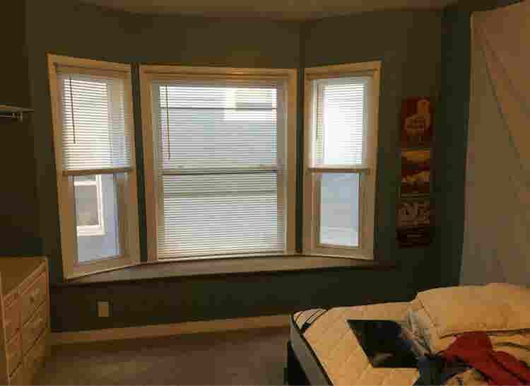 Trinity Pl. 3 Bdrm Spring semester!