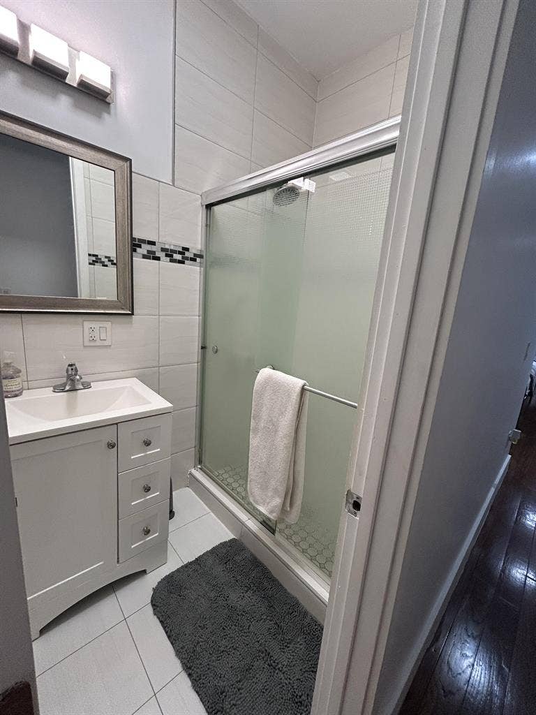 Room with Private Bathroom