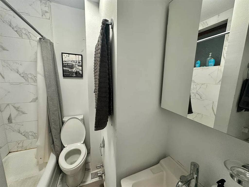 One-Bedroom For Rent