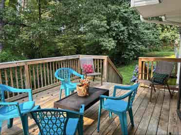bath Basement apartment