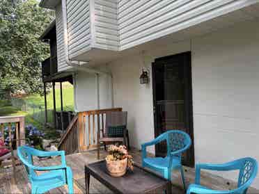 bath Basement apartment