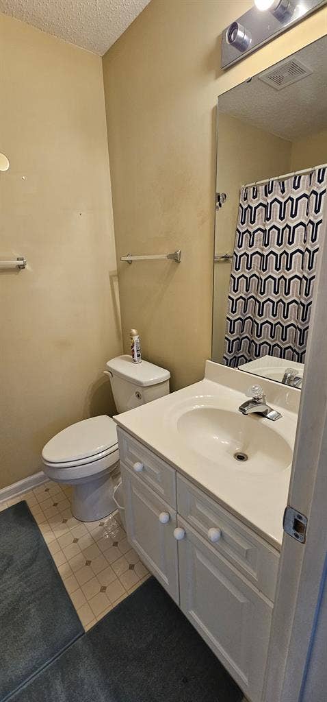 Bedroom for rent