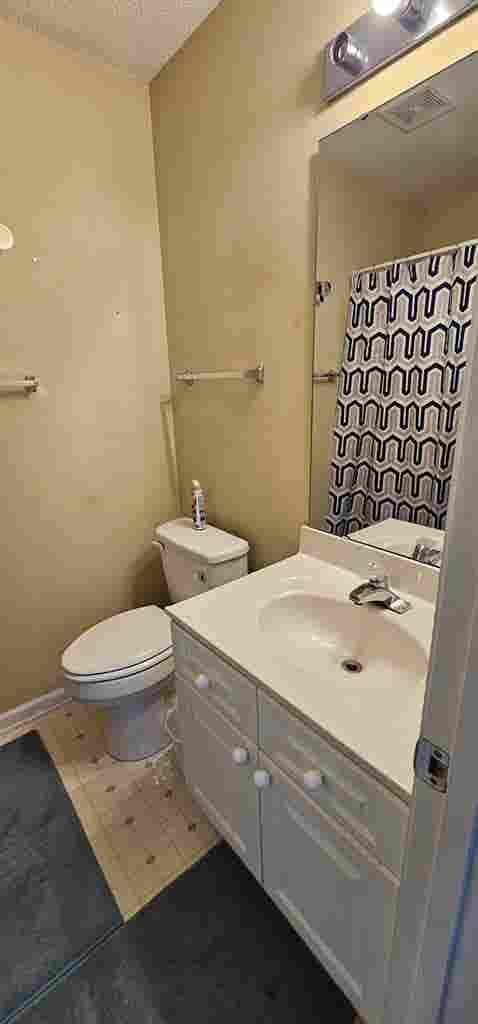 Bedroom for rent