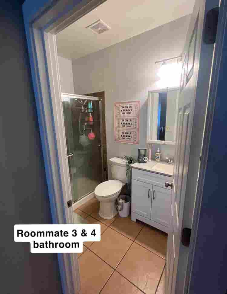 Looking for female student roomate!