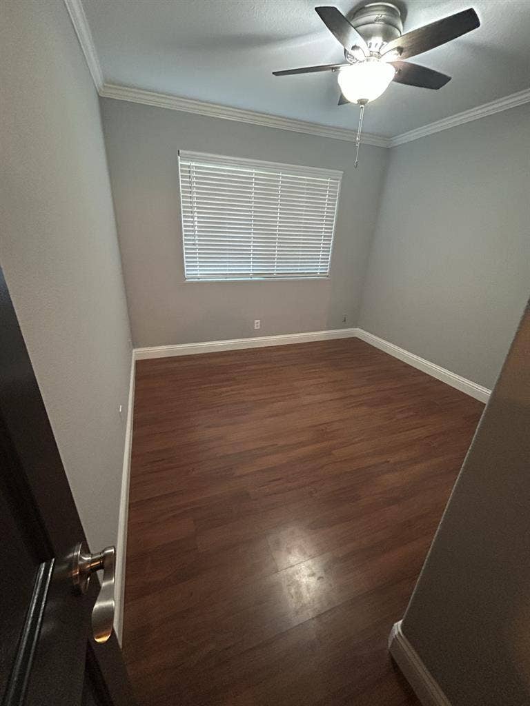 Room for rent Redding