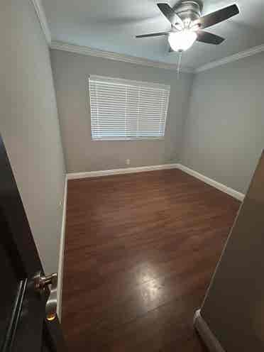 Room for rent Redding