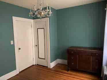 Looking for a roommate!