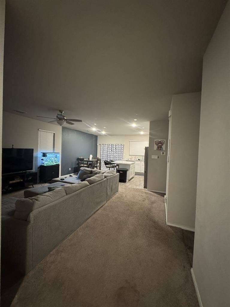 1 room available $