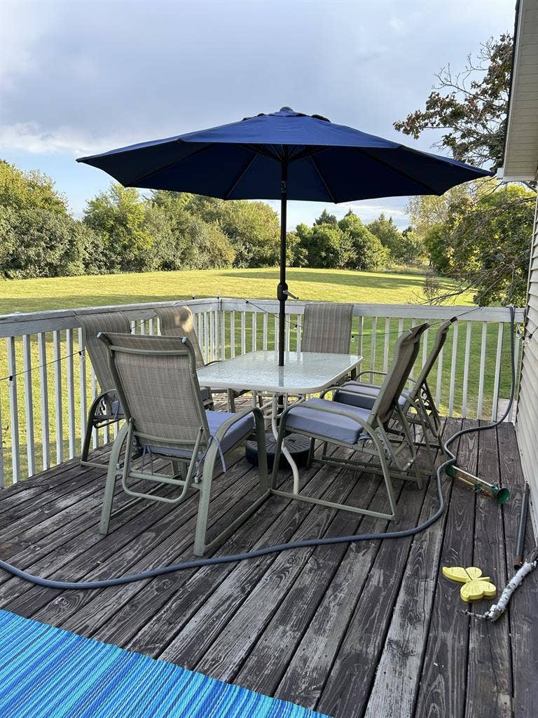 Seeking roommate for Eagan, MN