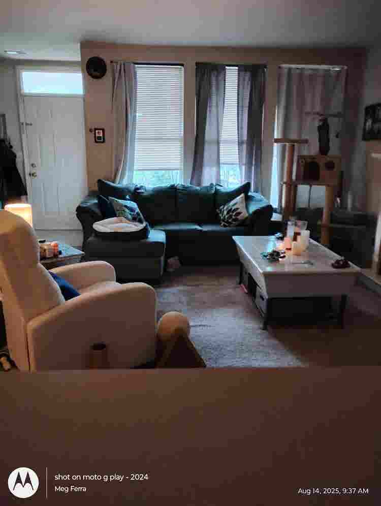 1 BEDROOM/ PRIVATE FULL BATH