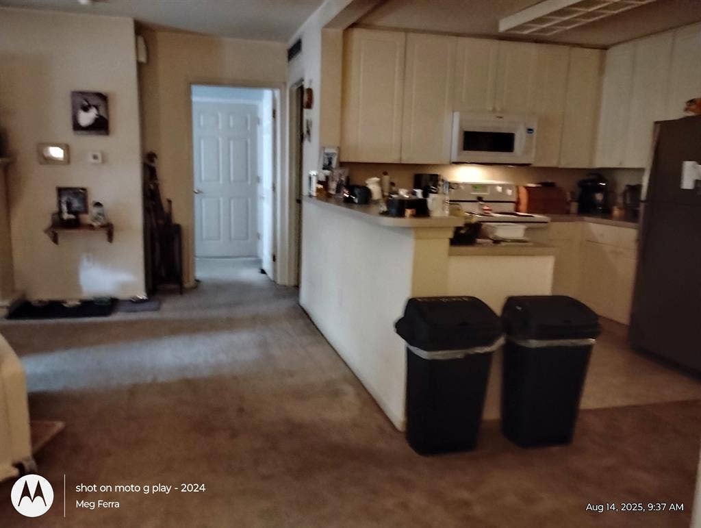 1 BEDROOM/ PRIVATE FULL BATH