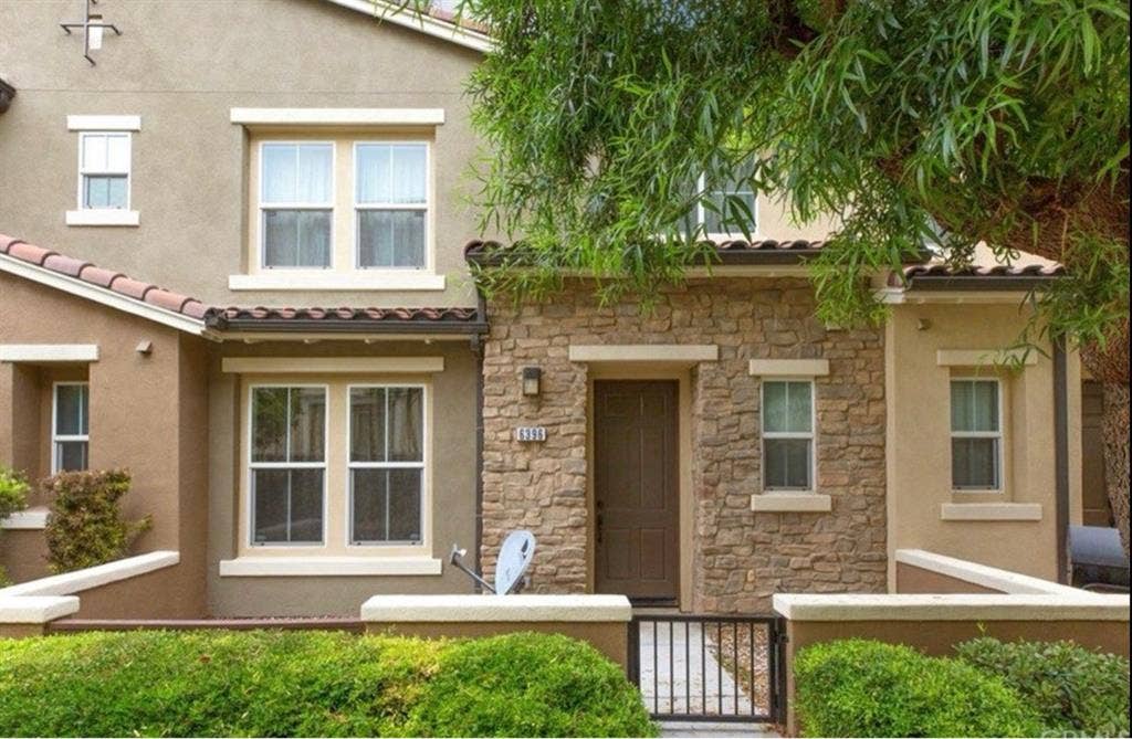 Room in Serafina Townhome