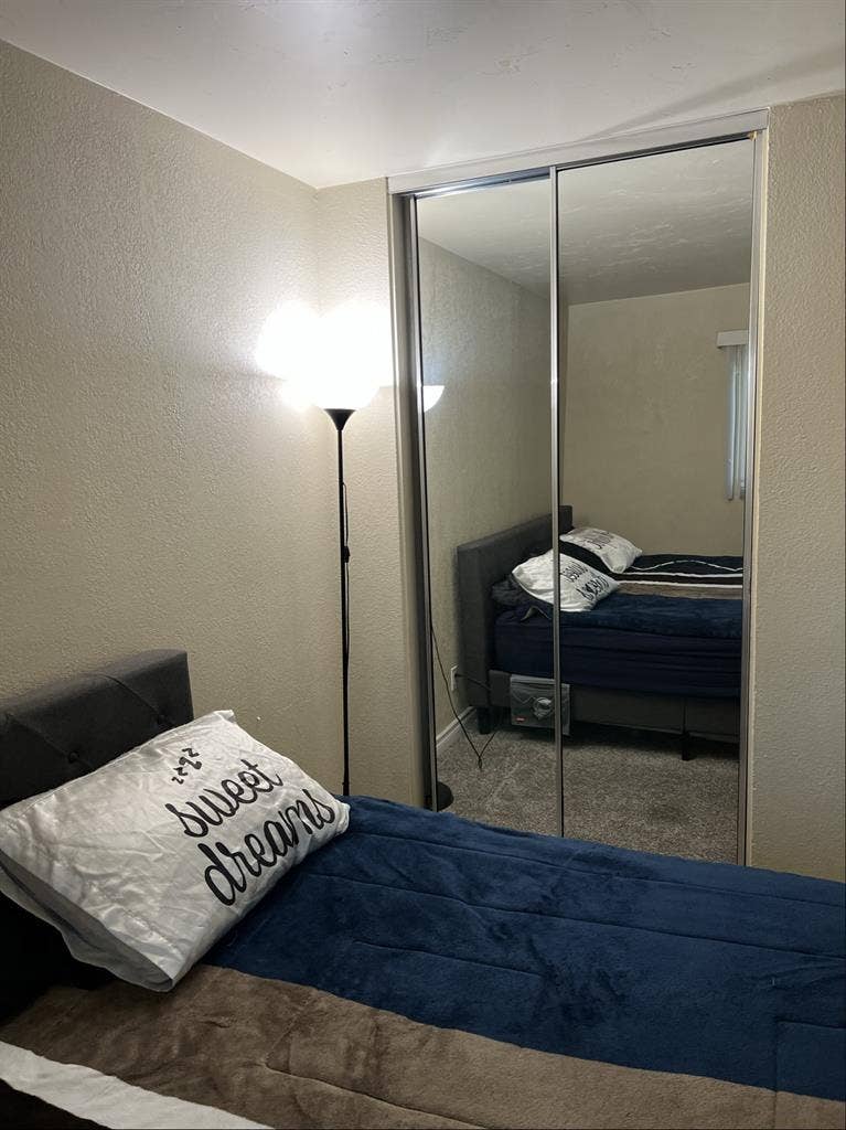 Room for Rent in Oceanside