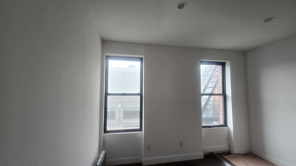 Large Harlem shared unit